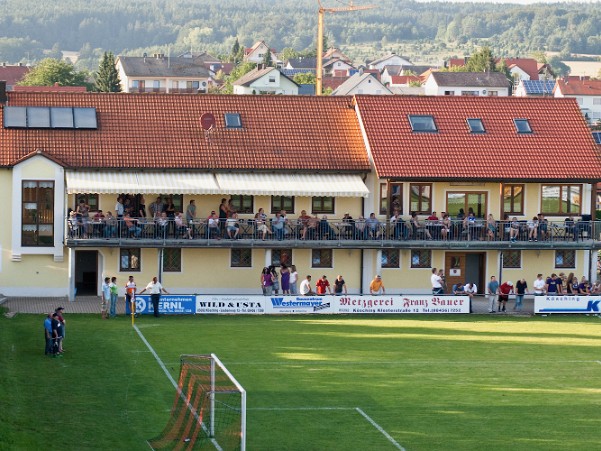 Dienstag - Toto Cup